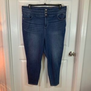 Torrid Boyfriend 3 Button Cotton Jeans Plus Size 26 NWT